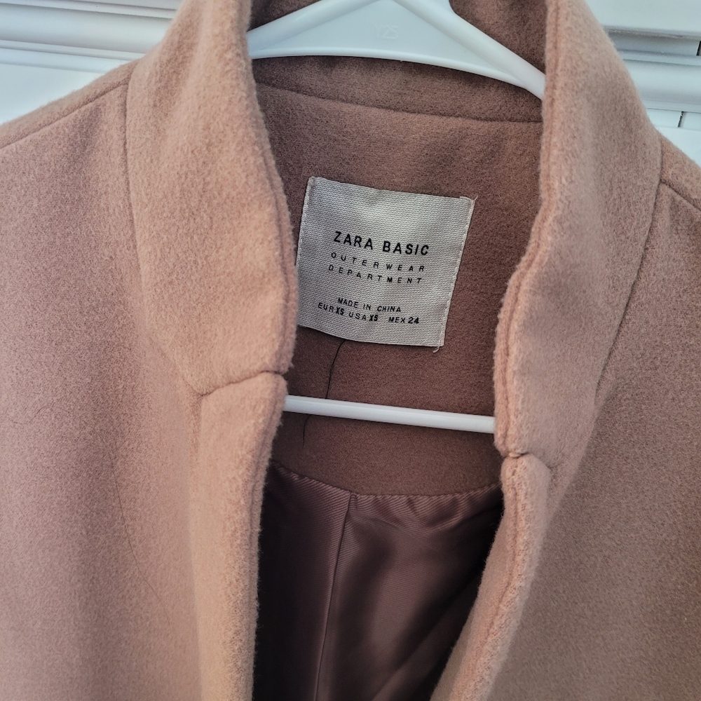 Zara Coat - Picture 2 of 8